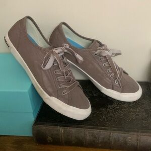 Seavees Monterey brown sneakers 7.5 311